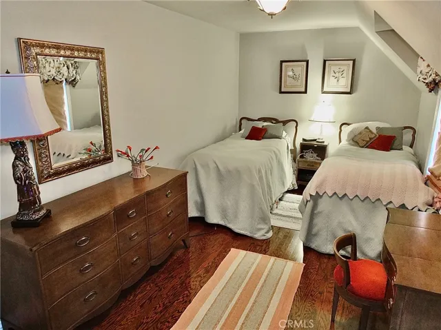 3320 East 1st Street, Long Beach, California 90803