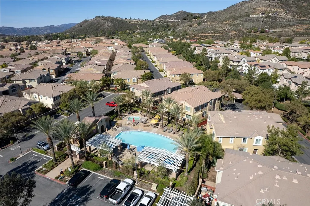 27571 Darrington Avenue 2, Murrieta, California 92562 home-pic-40