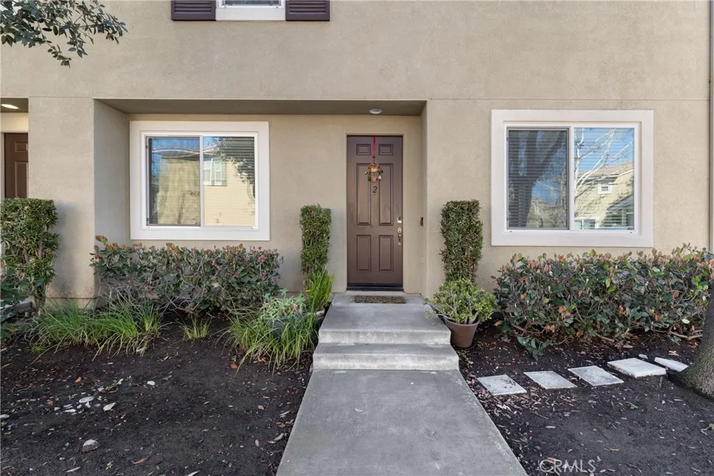 27571 Darrington Avenue 2, Murrieta, California 92562 home-pic-23