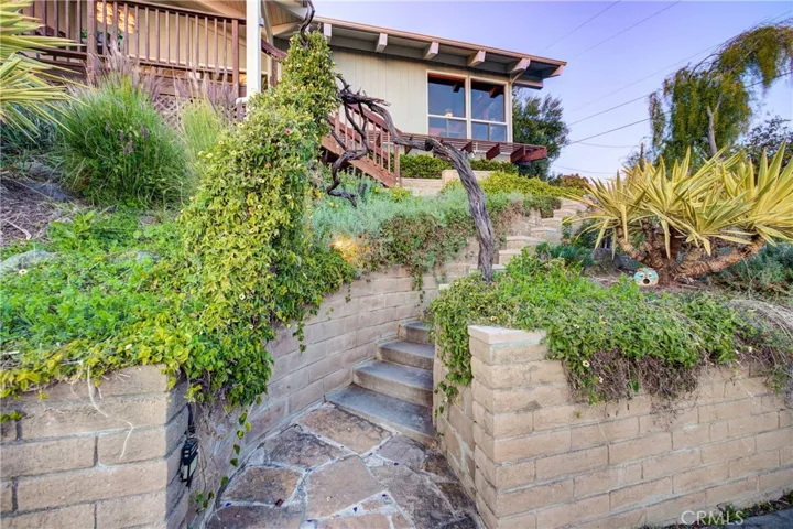 2490 Parkland Terrace, San Luis Obispo, California 93401