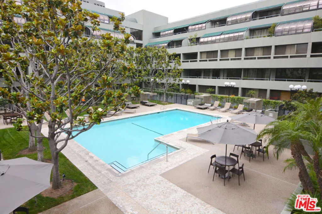 880 W 1st Street 524, Los Angeles, California 90012 home-pic-60