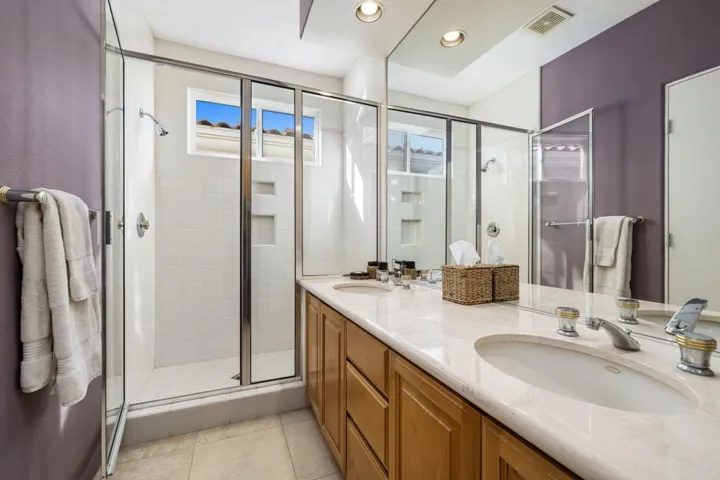 GUEST BATHROOM 2