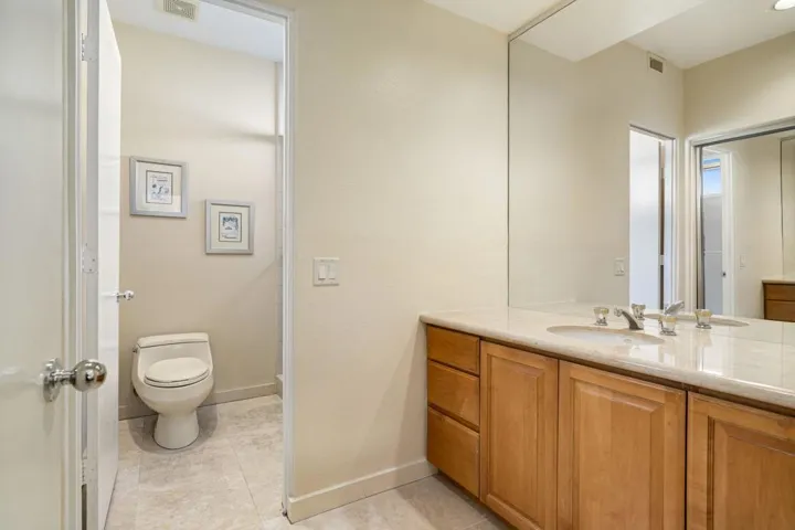 GUEST BATH 1