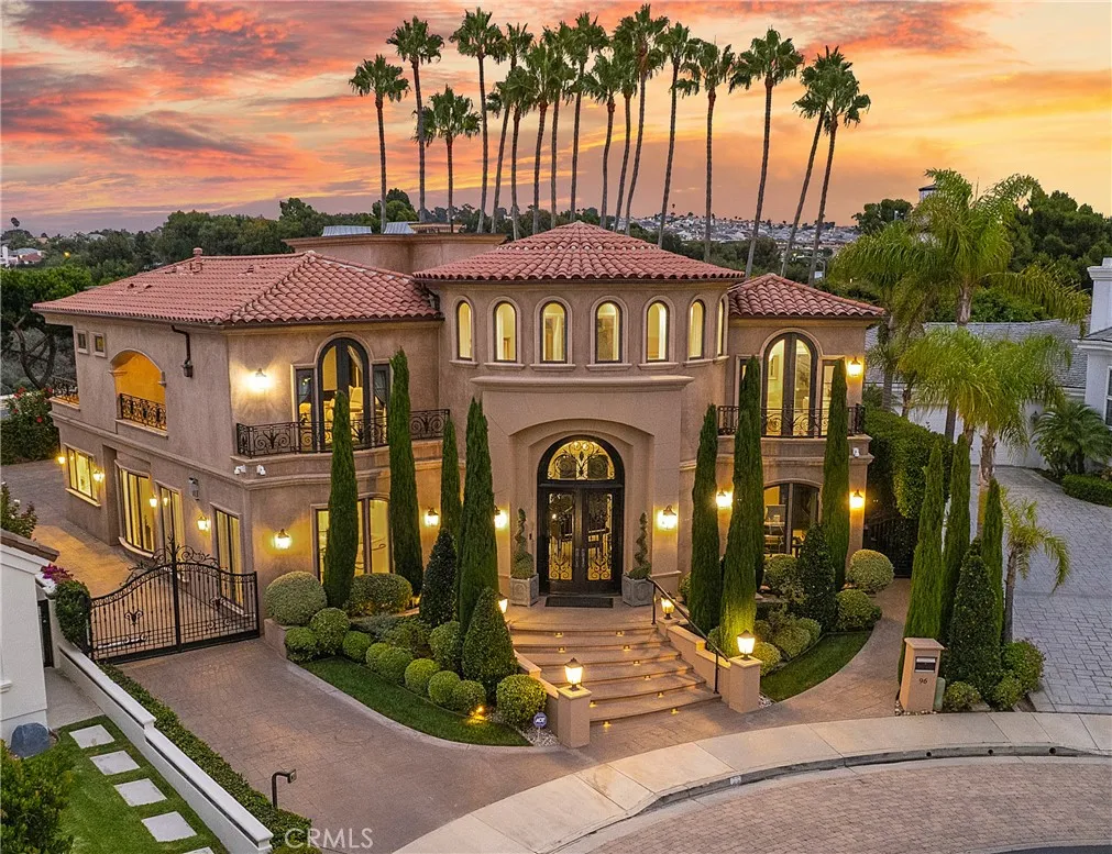 96 Ritz Cove Drive, Dana Point, California 92629, 5 Bedrooms Bedrooms, ,8 BathroomsBathrooms,Residential,For Sale,Ritz Cove,OC25021894
