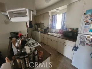 3654 Ferndale Ave Kitchen