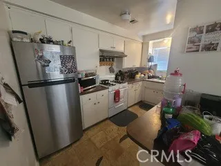 3652 Ferndale Ave Kitchen