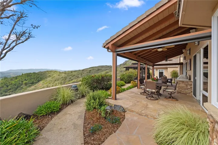 45250 Tomasito Circle, Temecula, California 92590
