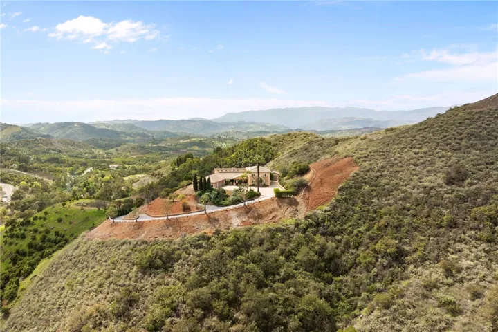45250 Tomasito Circle, Temecula, California 92590