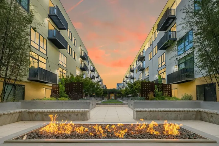 88 Bush Street 2107, San Jose, California 95126