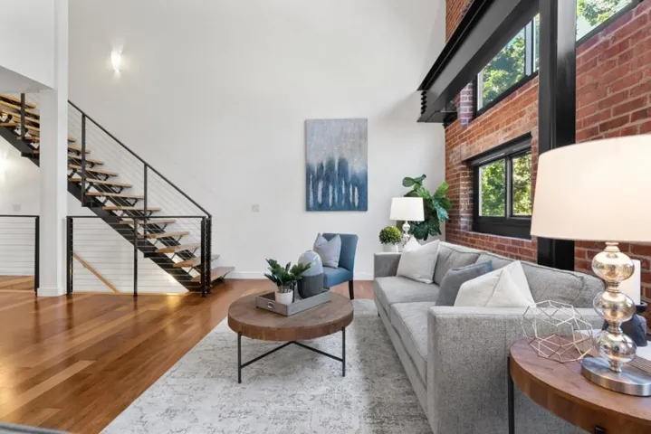88 Bush Street 2107, San Jose, California 95126