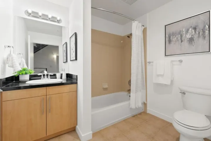 88 Bush Street 2107, San Jose, California 95126