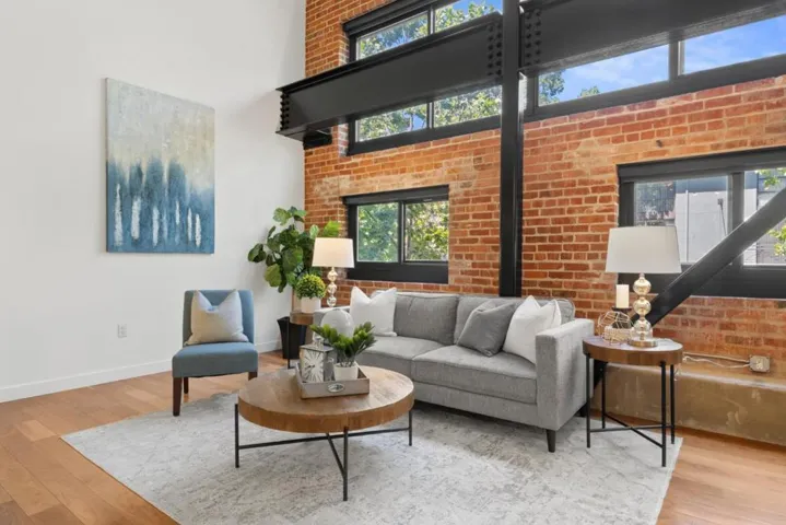 88 Bush Street 2107, San Jose, California 95126
