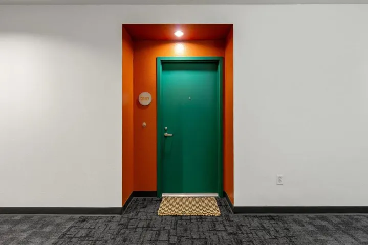 88 Bush Street 2107, San Jose, California 95126
