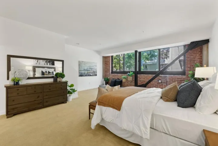 88 Bush Street 2107, San Jose, California 95126