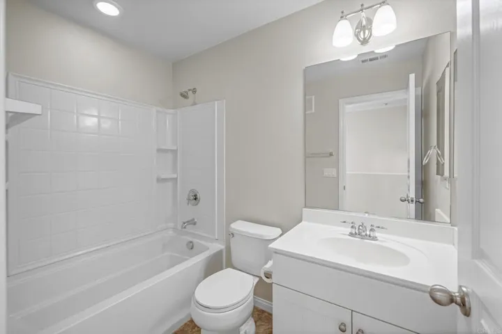 795 Harbor Cliff Way 201, Oceanside, California 92054
