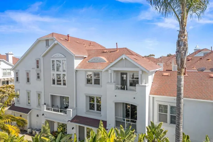 795 Harbor Cliff Way 201, Oceanside, California 92054