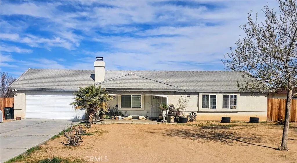 14506 Iroquois Road, Apple Valley, California 92307 home-pic-0