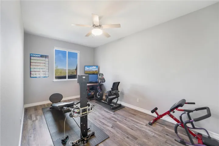 Downstairs full bedroom with walk in closet and views!!