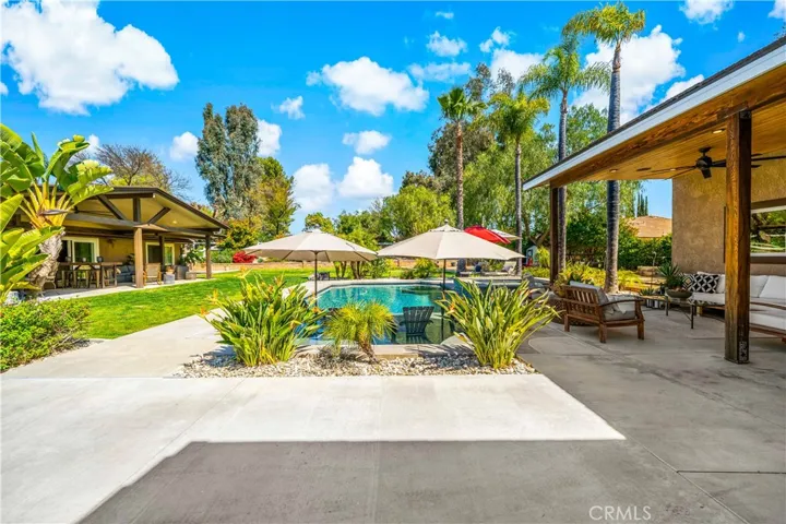 40820 Via Los Altos, Temecula, California 92591