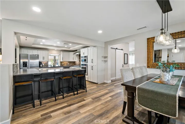 40820 Via Los Altos, Temecula, California 92591