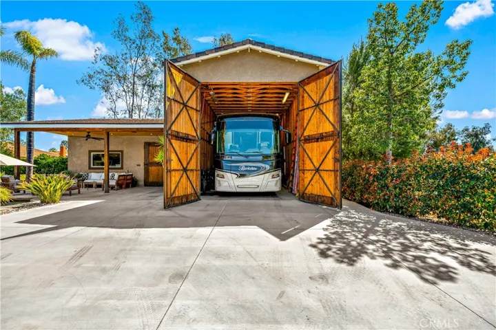 40820 Via Los Altos, Temecula, California 92591