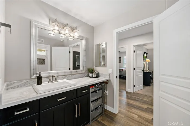 40820 Via Los Altos, Temecula, California 92591