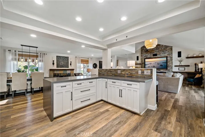 40820 Via Los Altos, Temecula, California 92591