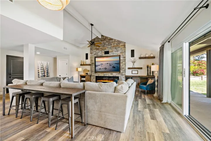 40820 Via Los Altos, Temecula, California 92591
