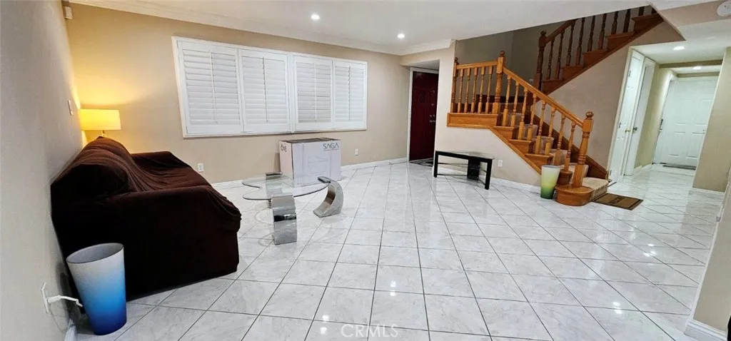 9715 Raven Circle, Fountain Valley, California 92708 home-pic-9