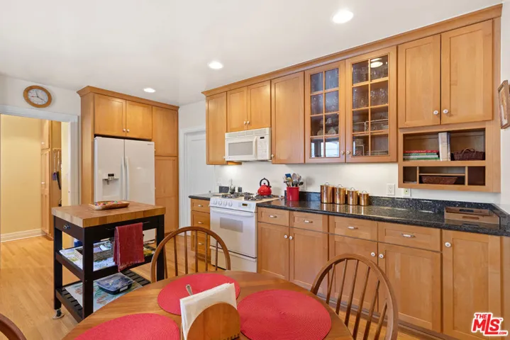 10624 Rochester Avenue, Los Angeles, California 90024