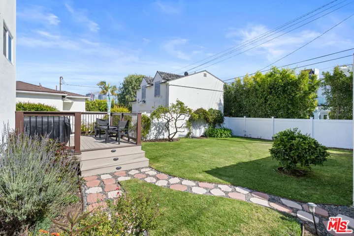 10624 Rochester Avenue, Los Angeles, California 90024