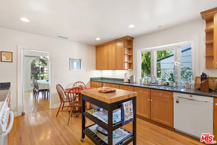 10624 Rochester Avenue, Los Angeles, California 90024