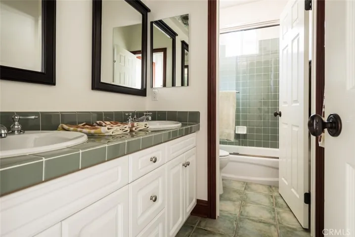 2 Viola, Irvine, California 92620