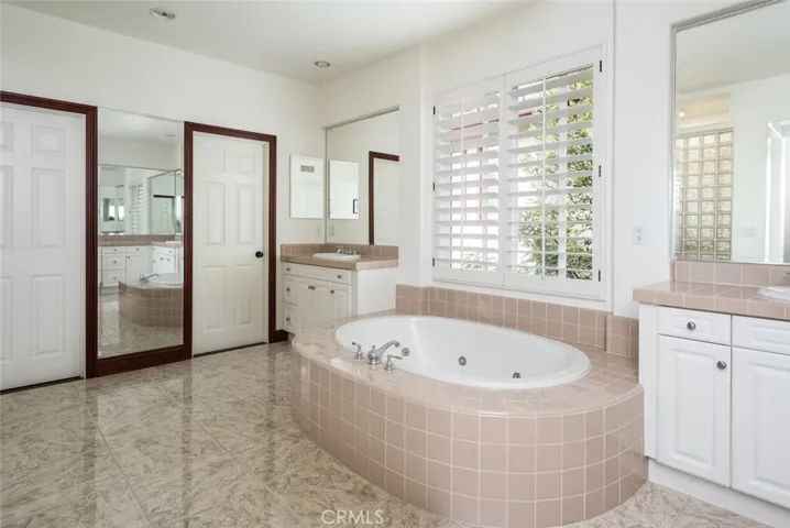 2 Viola, Irvine, California 92620