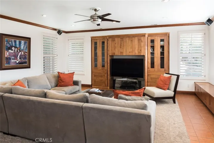 2 Viola, Irvine, California 92620