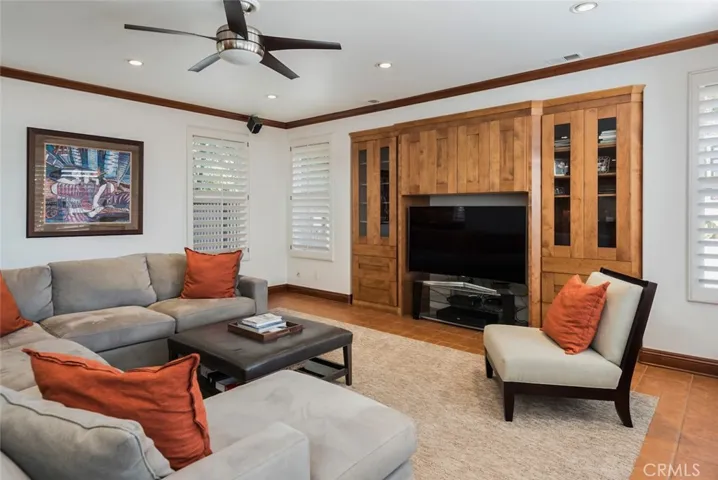 2 Viola, Irvine, California 92620
