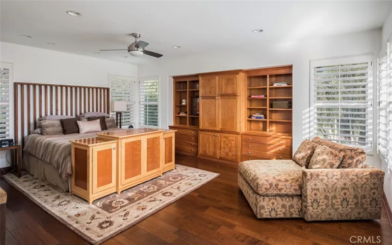 2 Viola, Irvine, California 92620