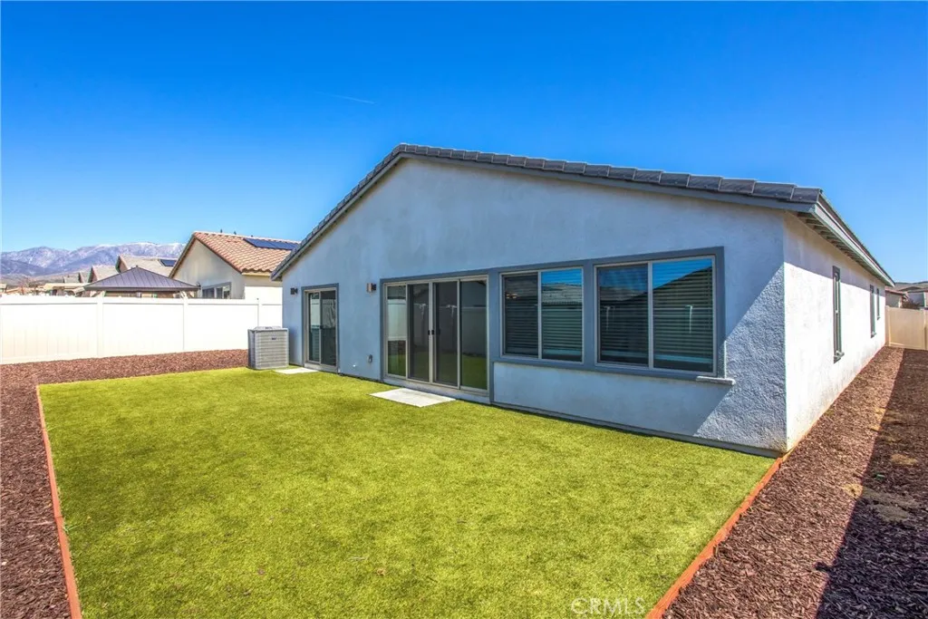 1567 Park Haven Drive, Beaumont, California 92223 home-pic-13
