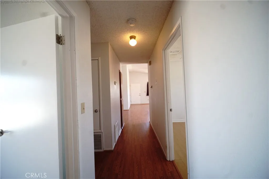 4818 Round Up Road, 29 Palms, California 92277 home-pic-14
