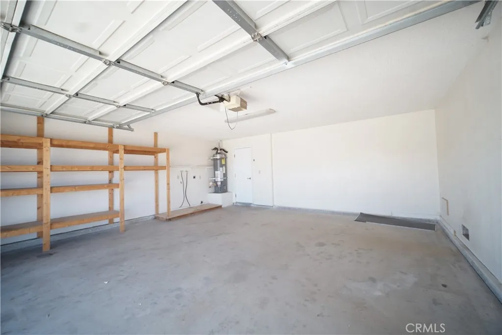 4818 Round Up Road, 29 Palms, California 92277 home-pic-17