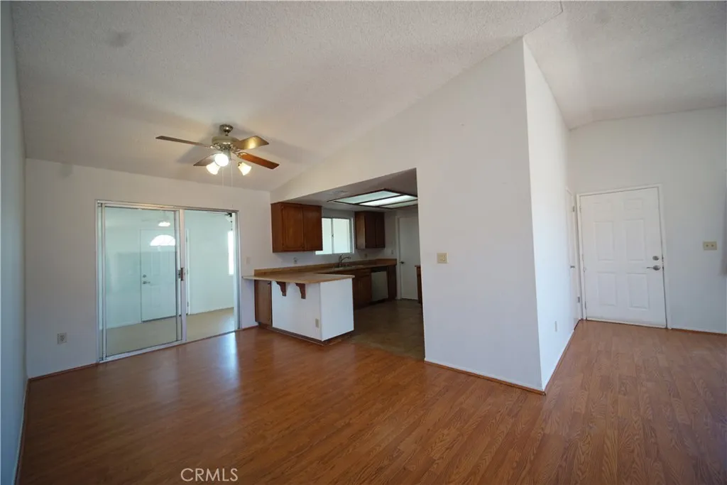 4818 Round Up Road, 29 Palms, California 92277 home-pic-8