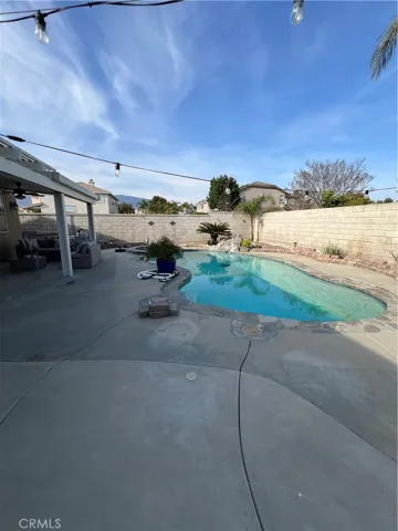 7237 Andrea Street, Fontana, California 92336