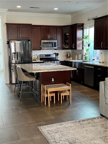 7237 Andrea Street, Fontana, California 92336