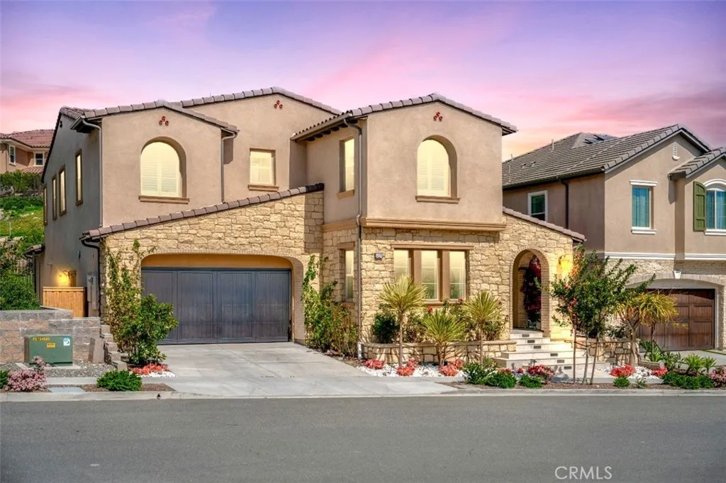 5437 Heritage Oak Drive, Lake Forest, California 92679, 4 Bedrooms Bedrooms, ,4 BathroomsBathrooms,Residential,For Sale,Heritage Oak,OC25063588