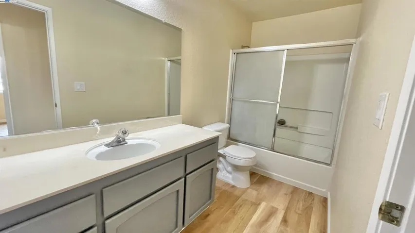 3843 Gregory Way, Stockton, California 95209-5019