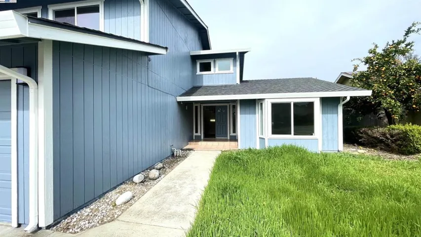 3843 Gregory Way, Stockton, California 95209-5019