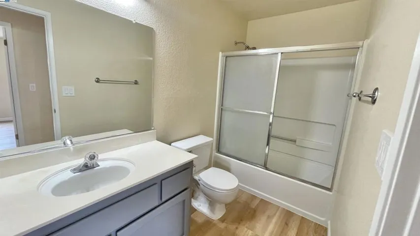 3843 Gregory Way, Stockton, California 95209-5019