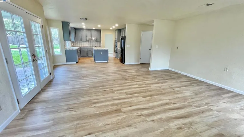 3843 Gregory Way, Stockton, California 95209-5019