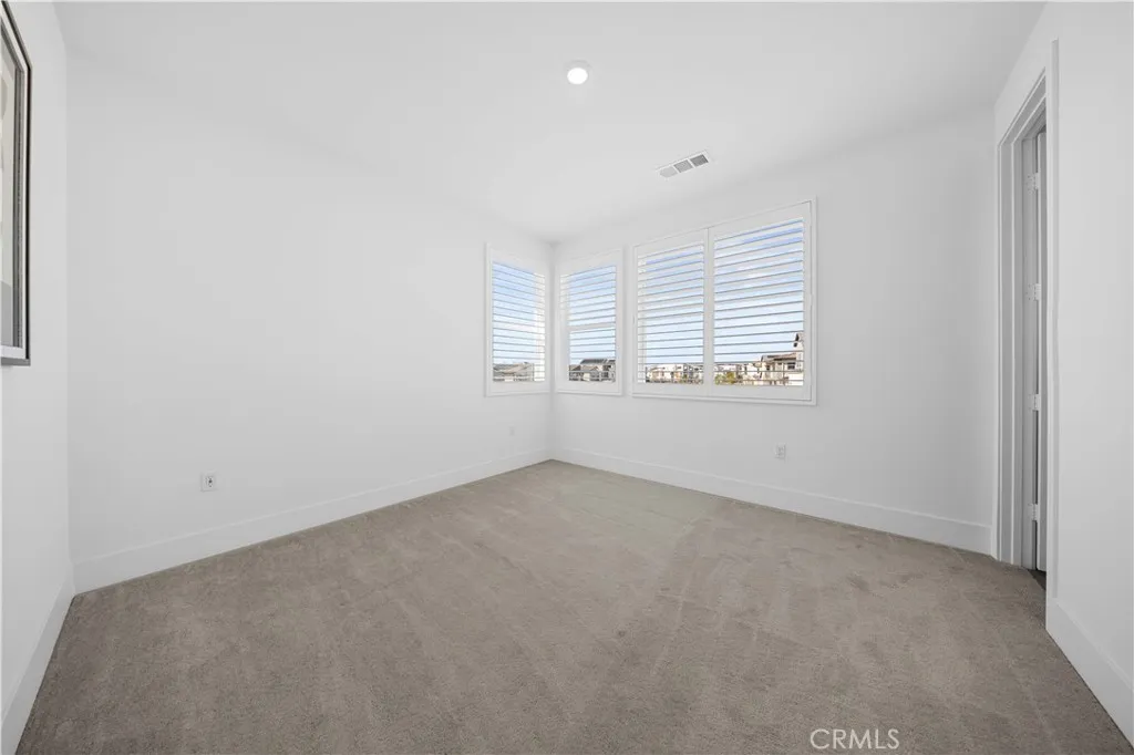 254 Sora, Irvine, California 92618 home-pic-50