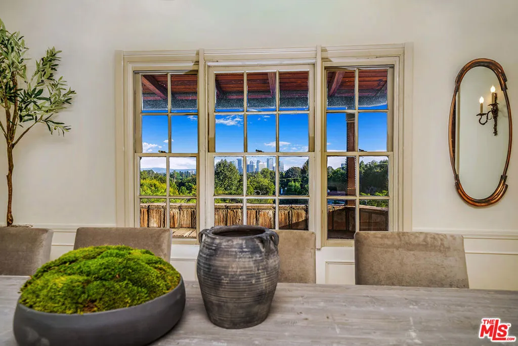 1277 Leona Drive, Beverly Hills, California 90210 home-pic-14